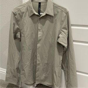 Lululemon men's new venture long sleeve in size medium